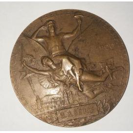 1900 Exhibition Universelle, Paris medal. Awarded to William Blair Bruce (Canadian 1859-1906) in the Canadian Section of Fine Arts for "Portrait of Chief Kien-Da (Canadian Indian)" 1900