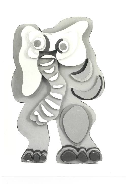 Elephant Debout