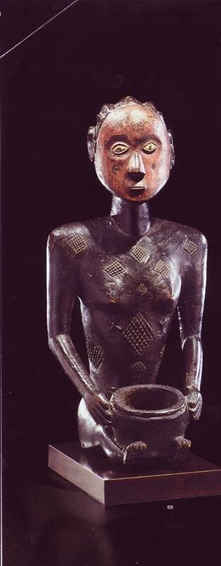 Seated Zela Figure with Bowl