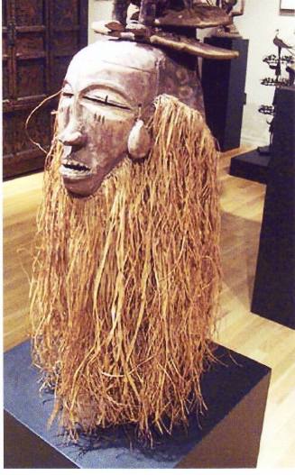 Yaka Helmet Mask